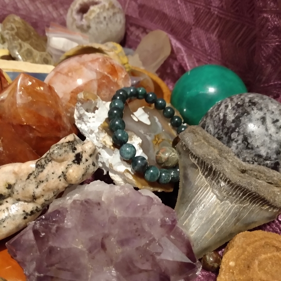 $80 Not so Mystery Box crystals - Picture 4 of 7